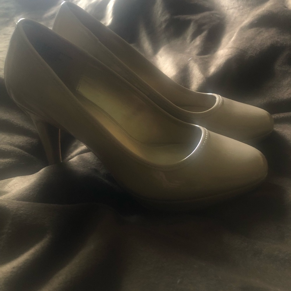 Bandolino heels